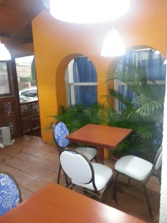 Hostal Plaza Yu Santo Domingo